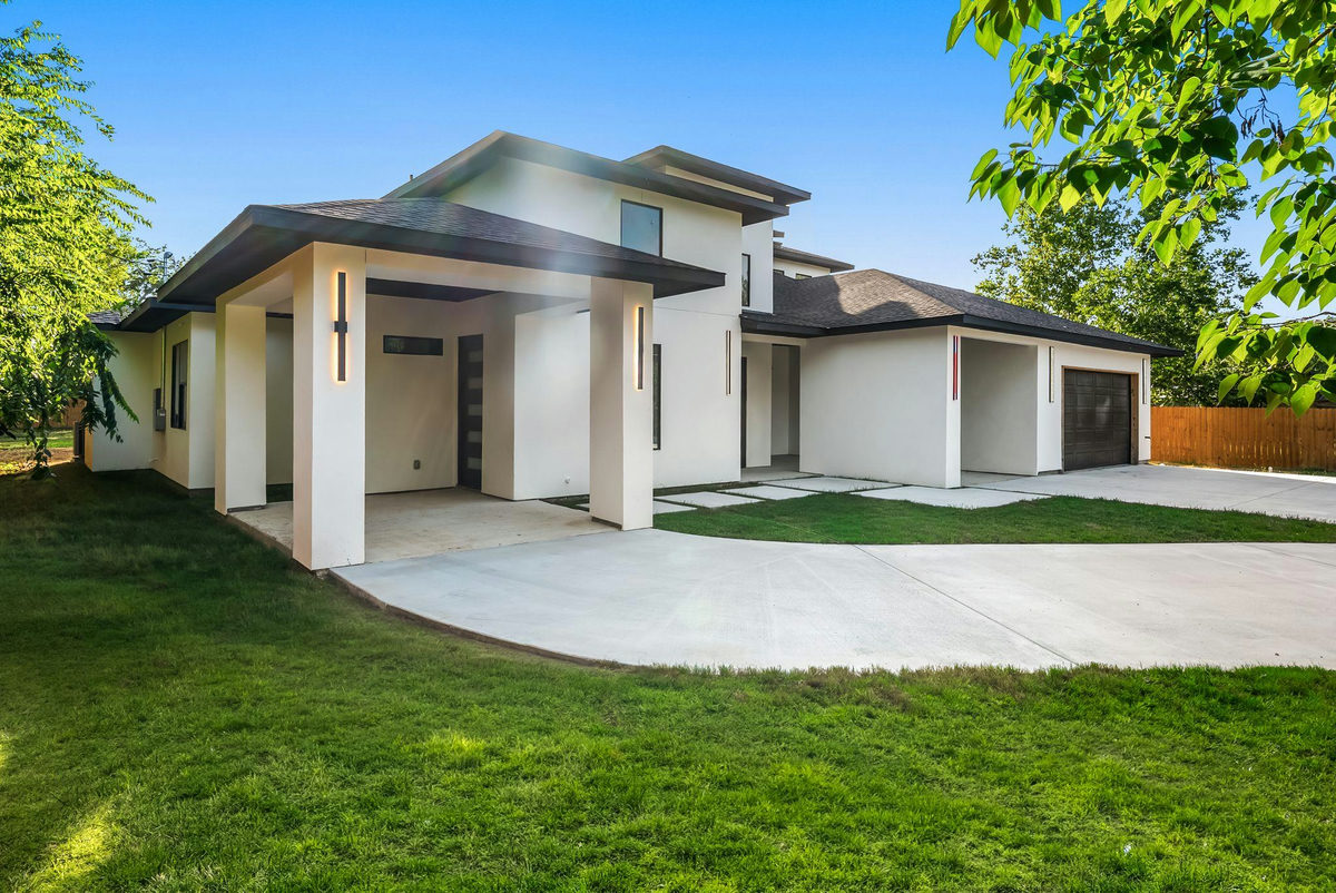 301 N Cougar Ave — photo 4