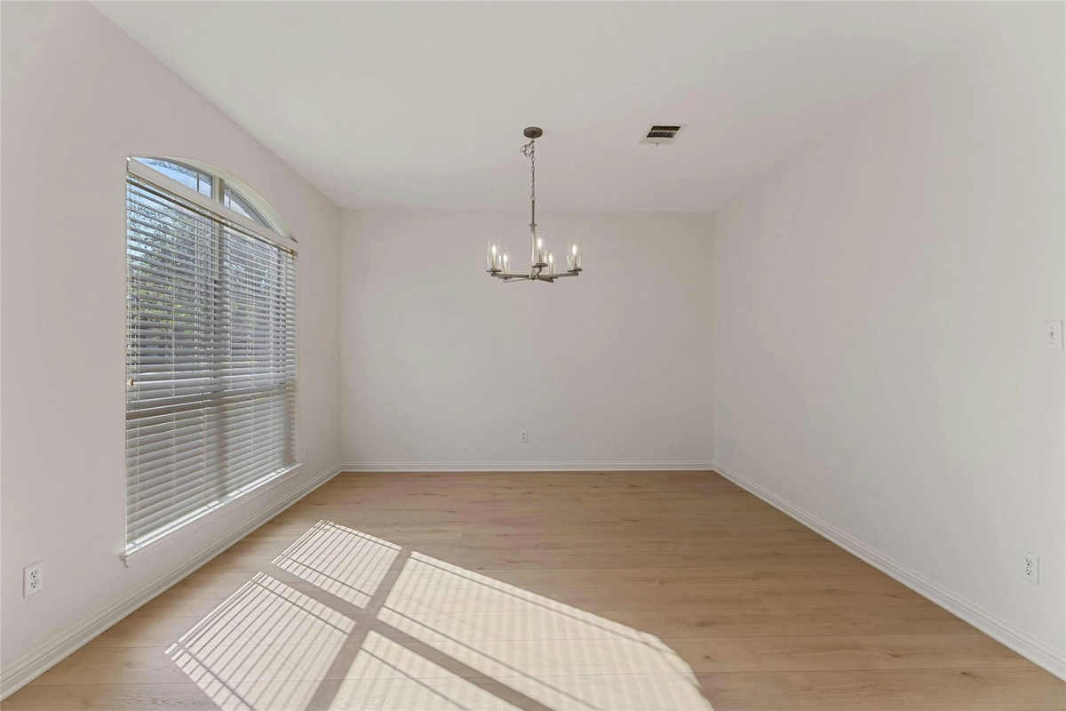 299 Limestone Trl — photo 4