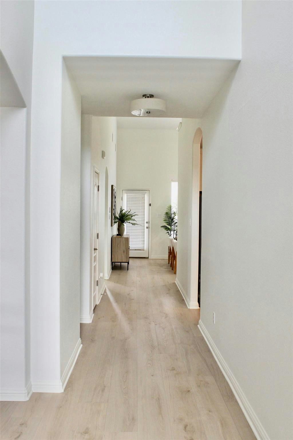 299 Limestone Trl — photo 2