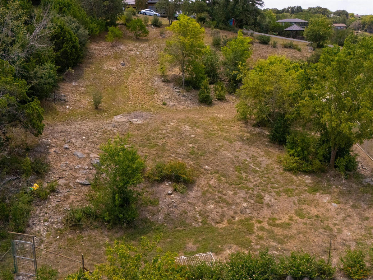 909 Janet Dr — photo 3
