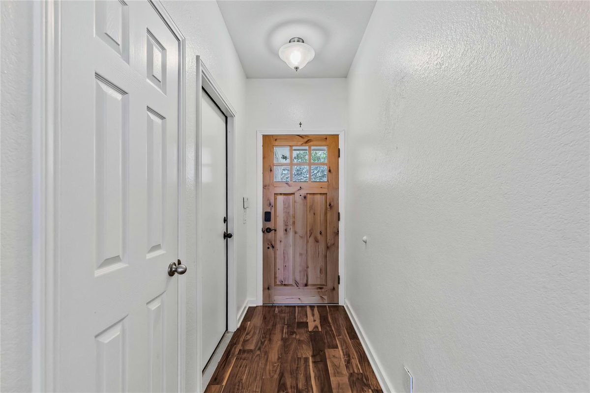 9131 Edwardson Ln — photo 4