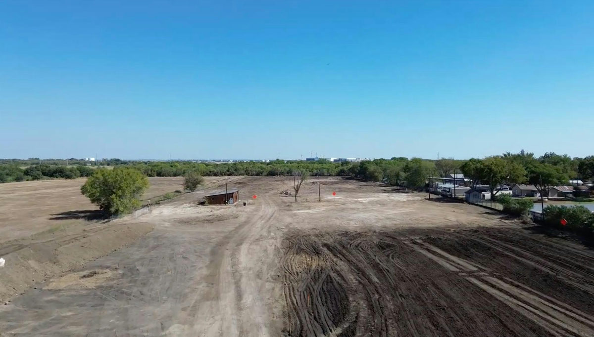 8010 Burleson Rd #7 — photo 4