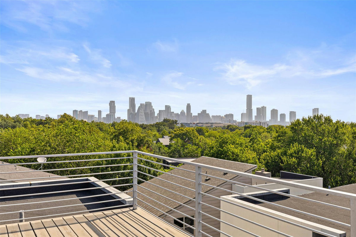 2105 Goodrich Ave #7 — photo 2