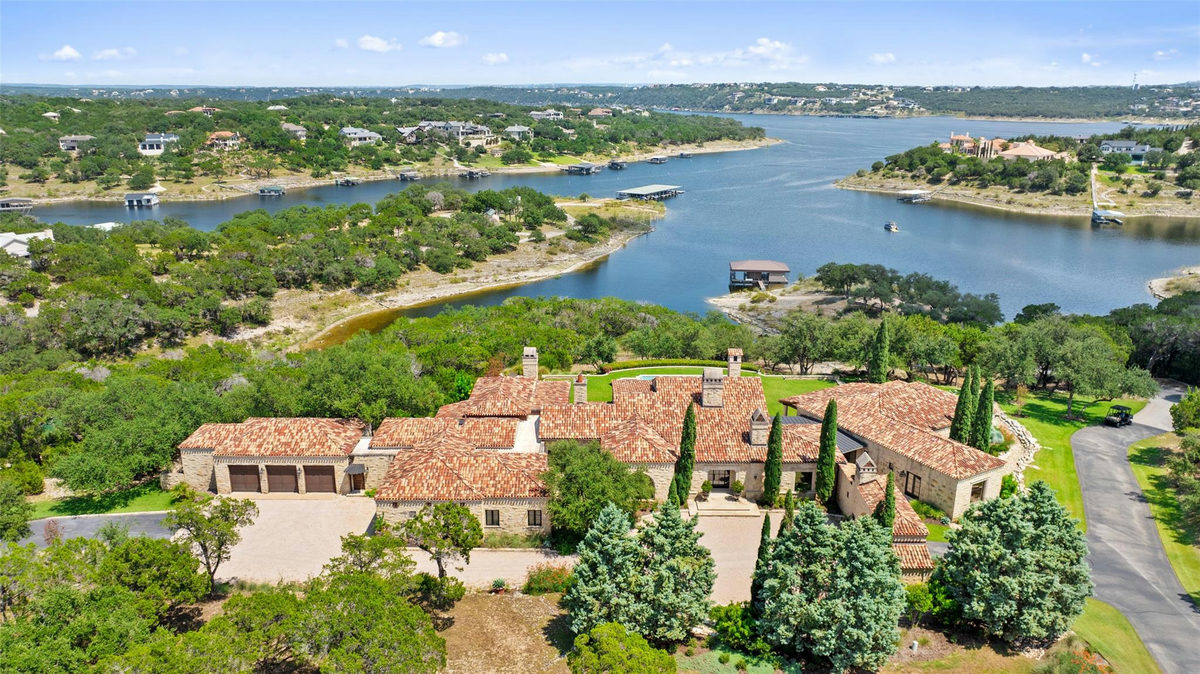 201 S Angel Light Dr — exterior