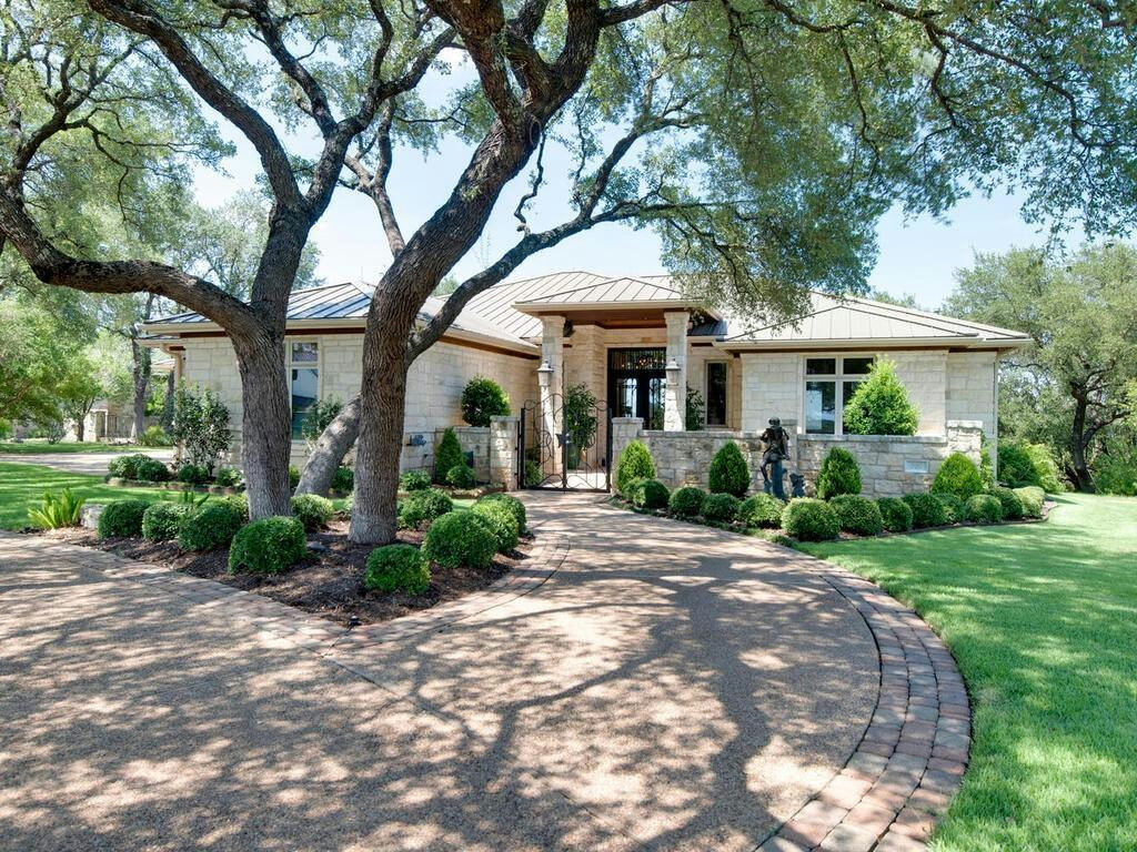 202 Hidden Hills Cv — photo 3