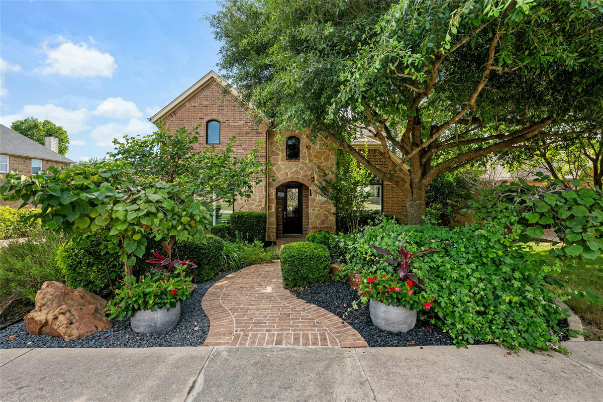 571 Aspen Dr — exterior