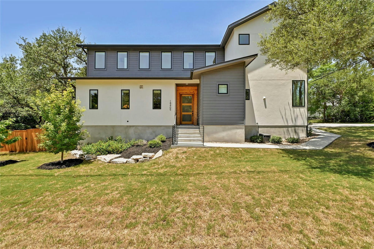 18405 Georgetown Dr — exterior