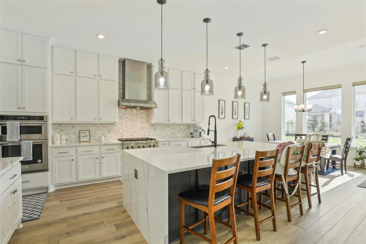 933 Trevi Fontana Dr — photo 4