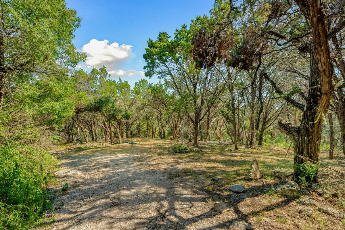 960 Roadrunner Rd — photo 4