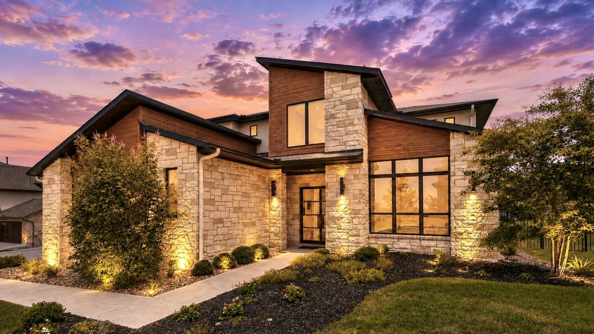 6825 Davenport Divide Rd — exterior