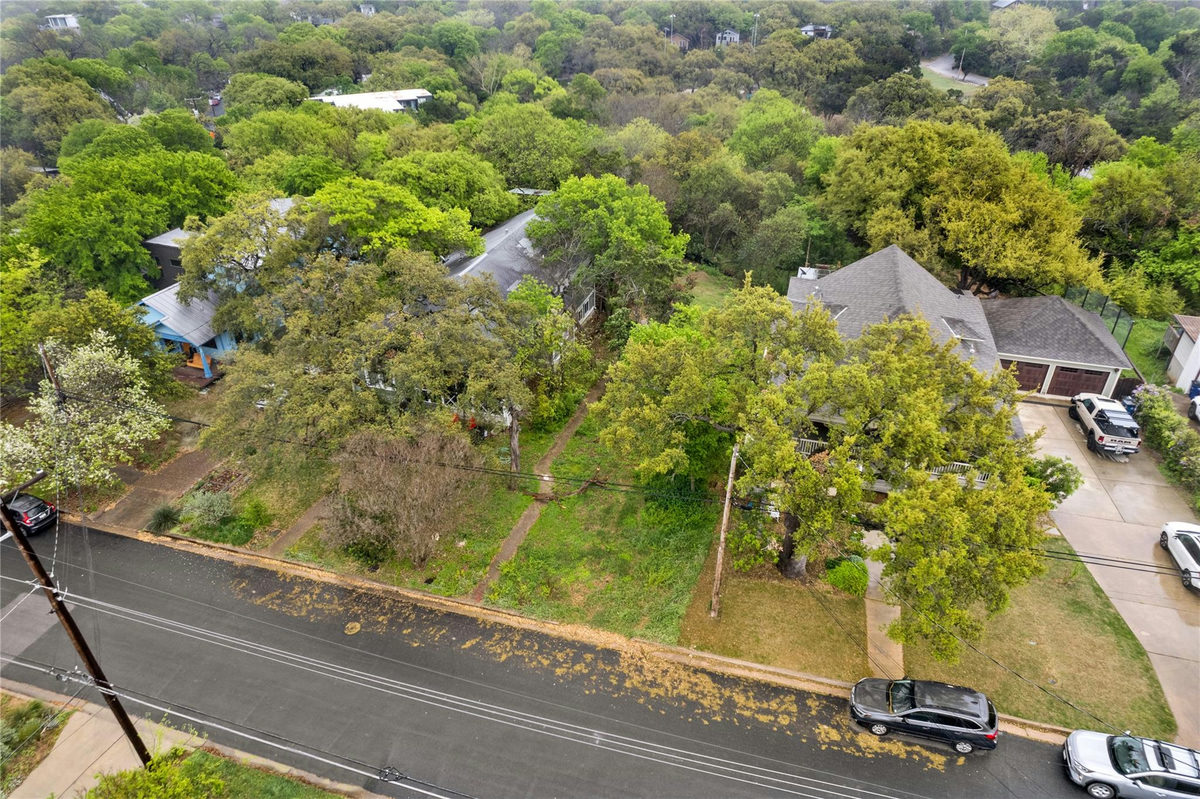 1407 Newning Ave — photo 3