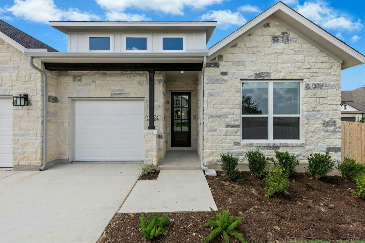 17205 Hope Bergman Dr — photo 4