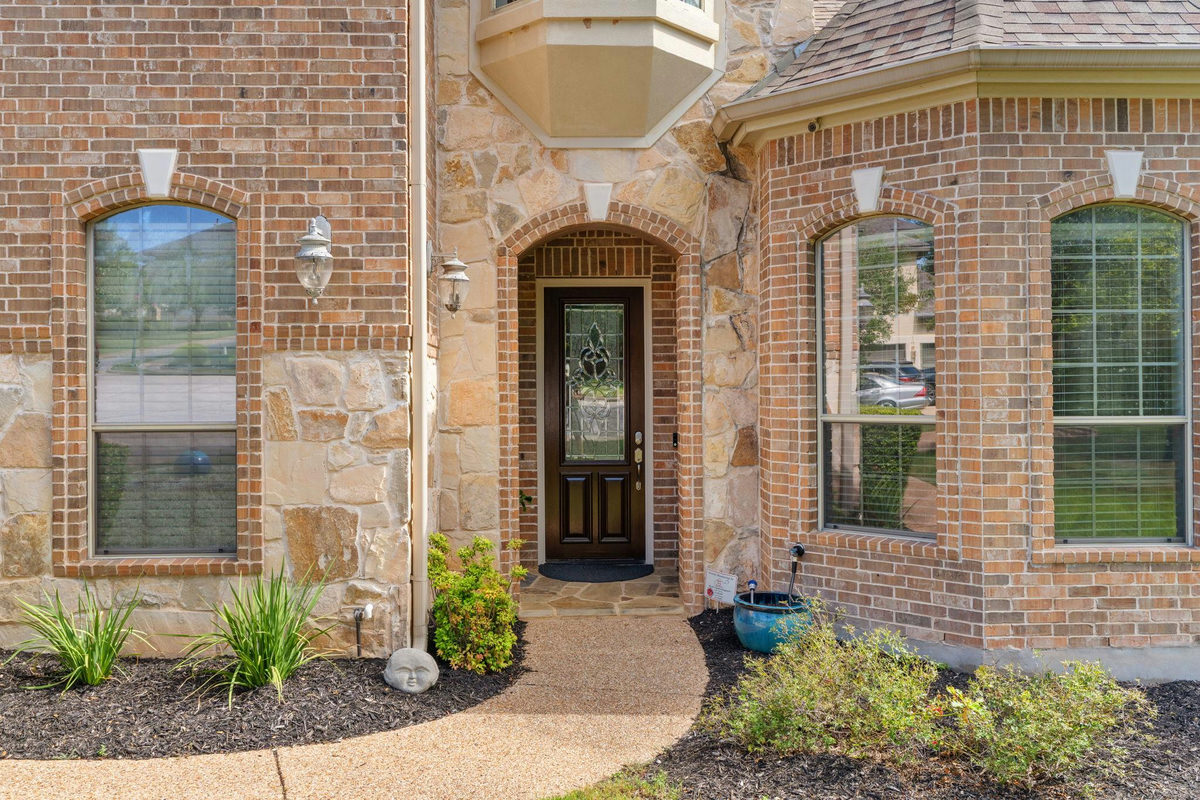 10700 Spiderling Ct — photo 4