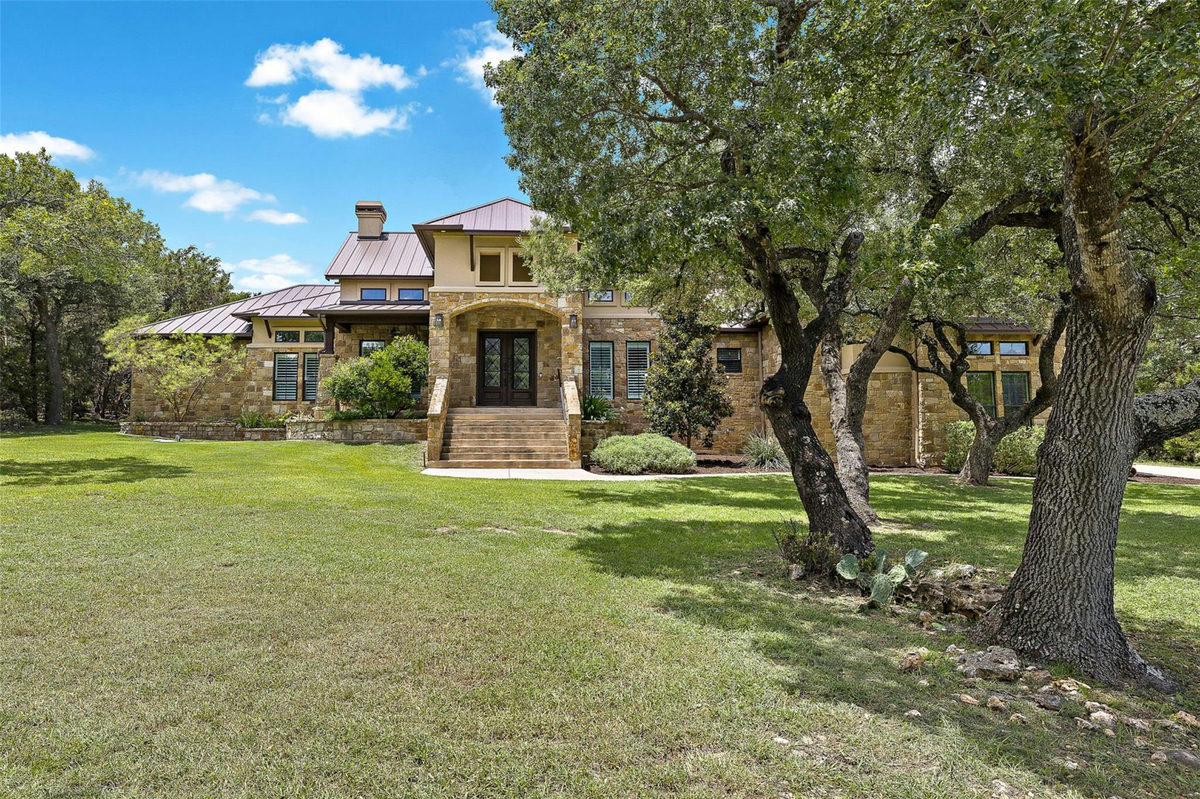 117 COVINGTON Cv — exterior