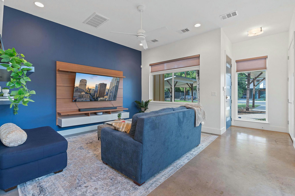 3133 Govalle Ave #B — photo 4