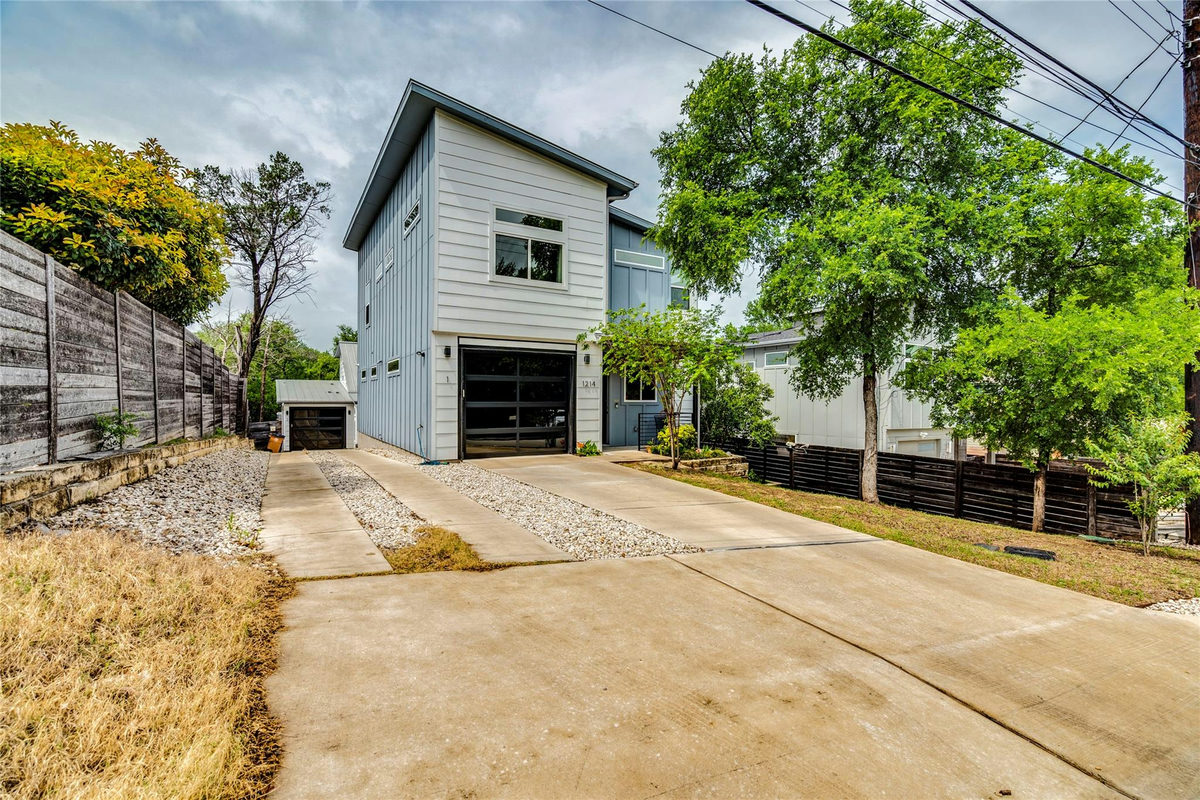 1214 Delano St #1 — exterior