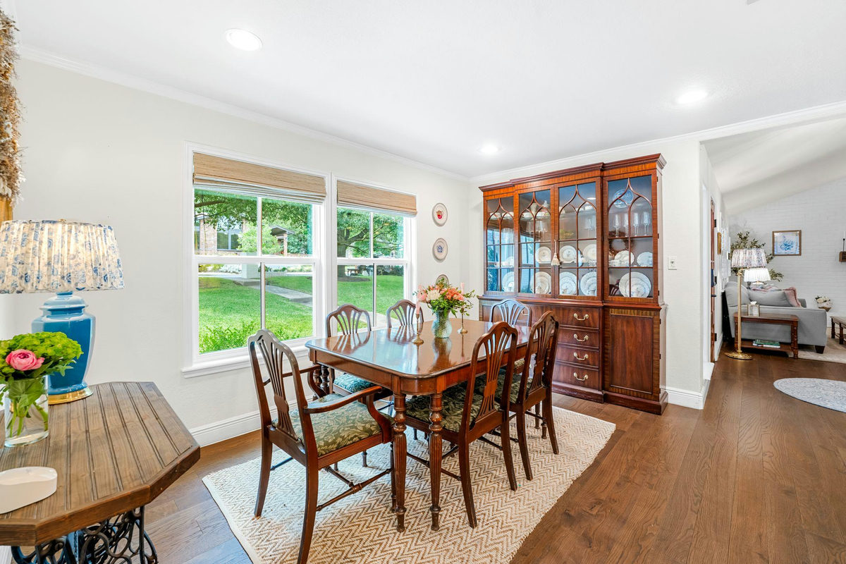 9442 Spring Hollow Dr — photo 5