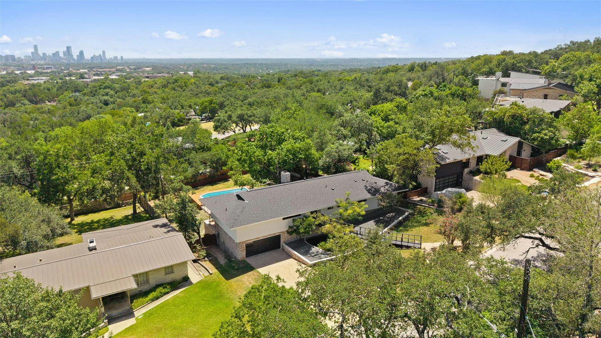 4905 Crestway Dr — exterior