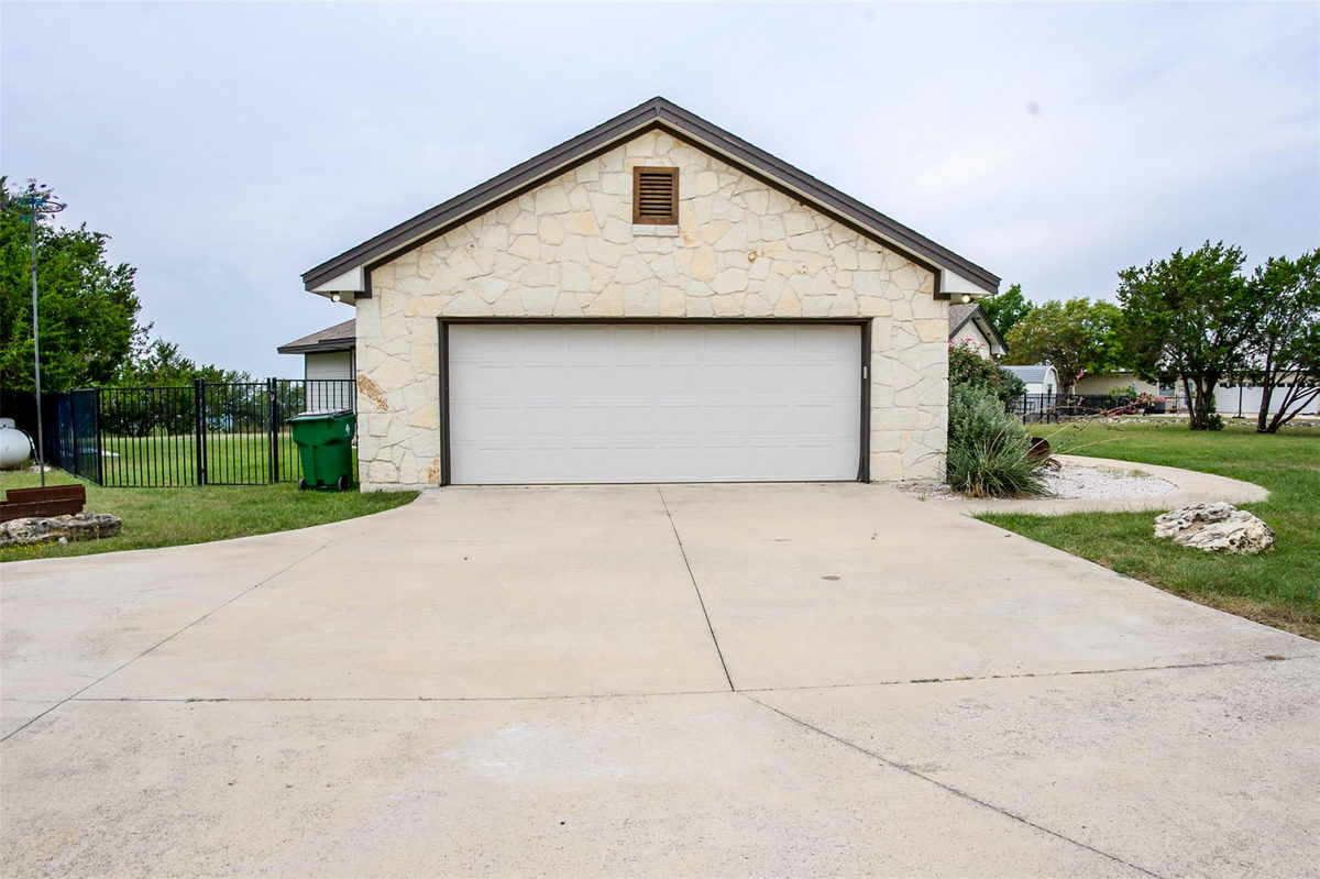 105 Sonora Dr — photo 4