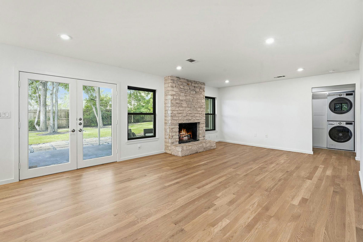2114 Wychwood Dr — photo 5