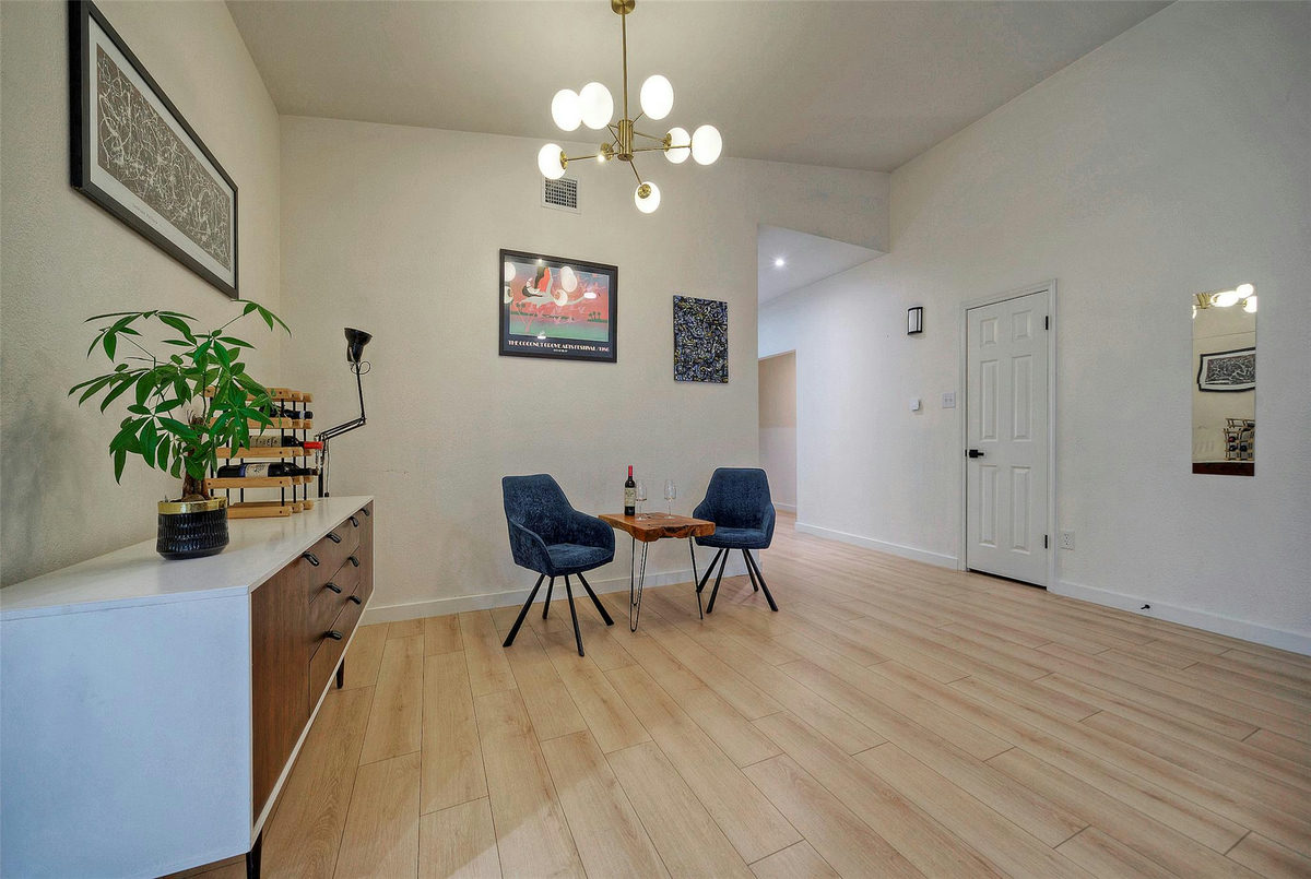 8406 Los Ranchos Dr — photo 4