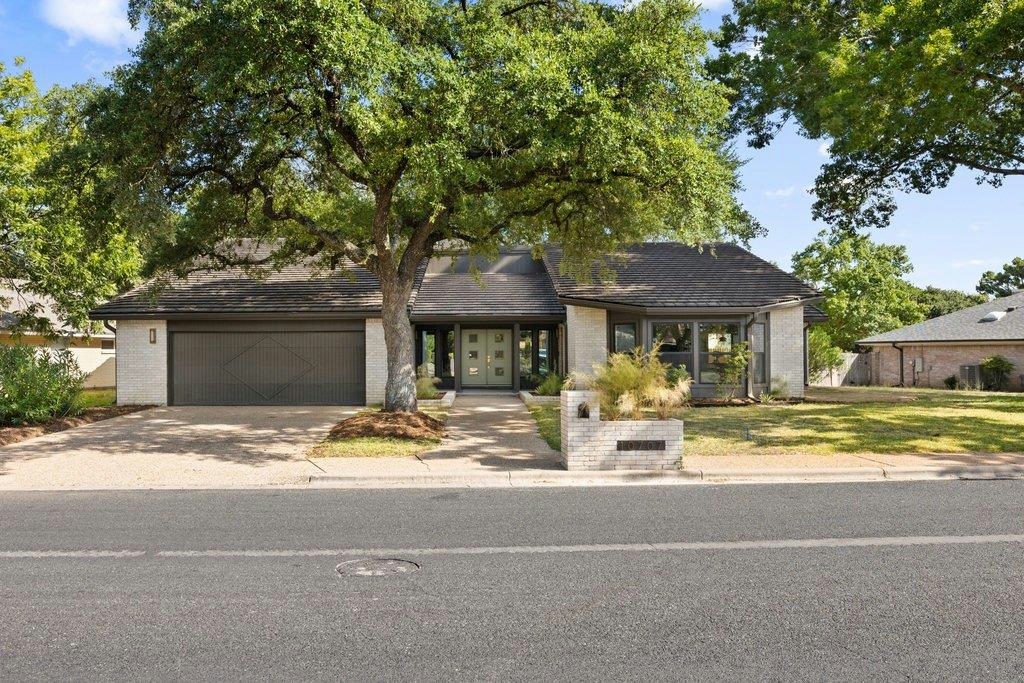 10707 Pinehurst Dr — photo 5