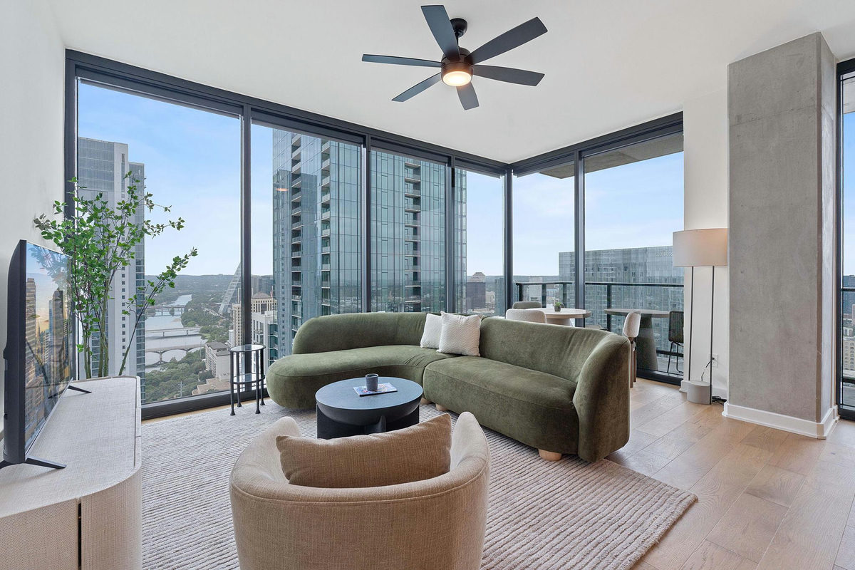 84 East Ave #1401 — exterior