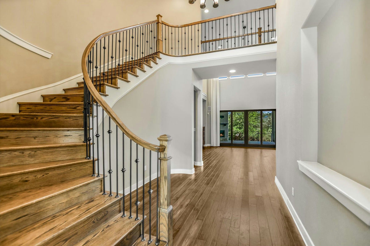 6005 Empresa Dr — photo 2