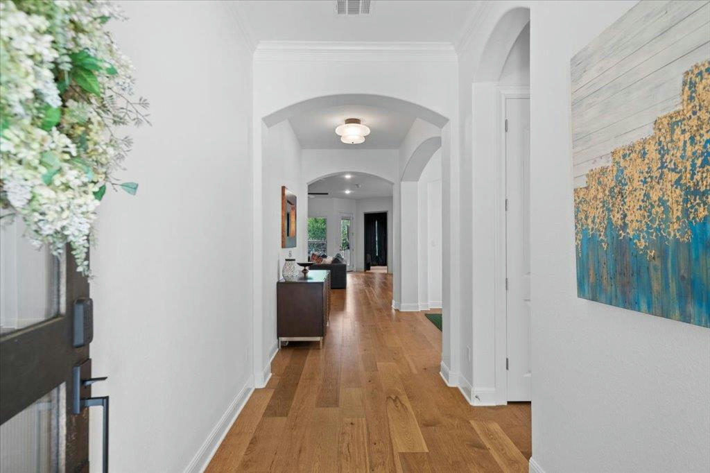 749 Jacksdaw Dr — photo 4