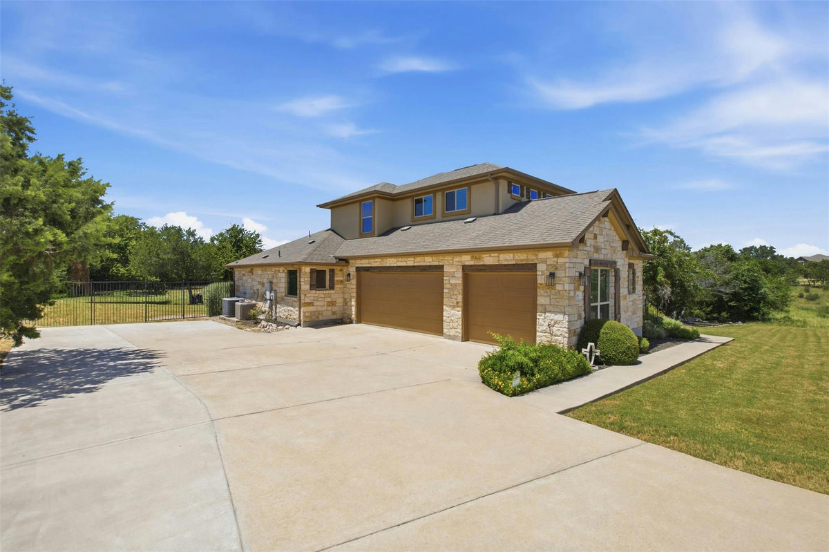 144 Milestone Rd — photo 4