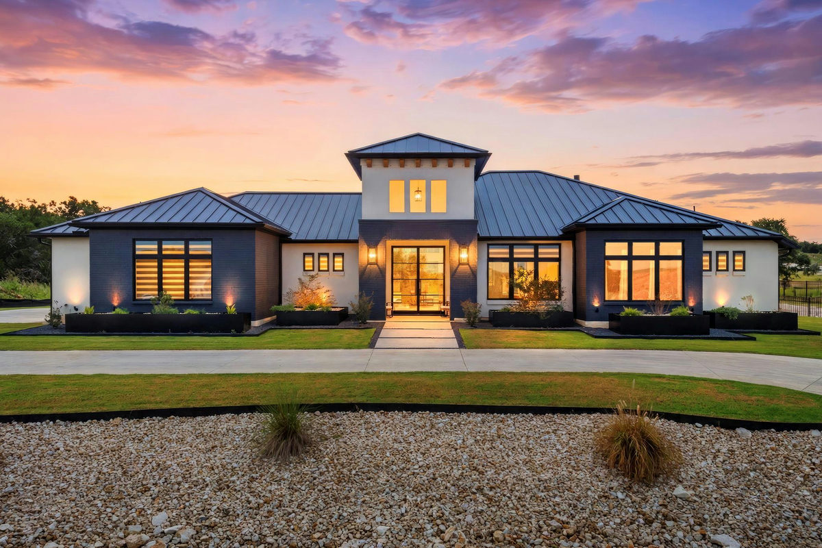 104 Sunridge Cv — exterior