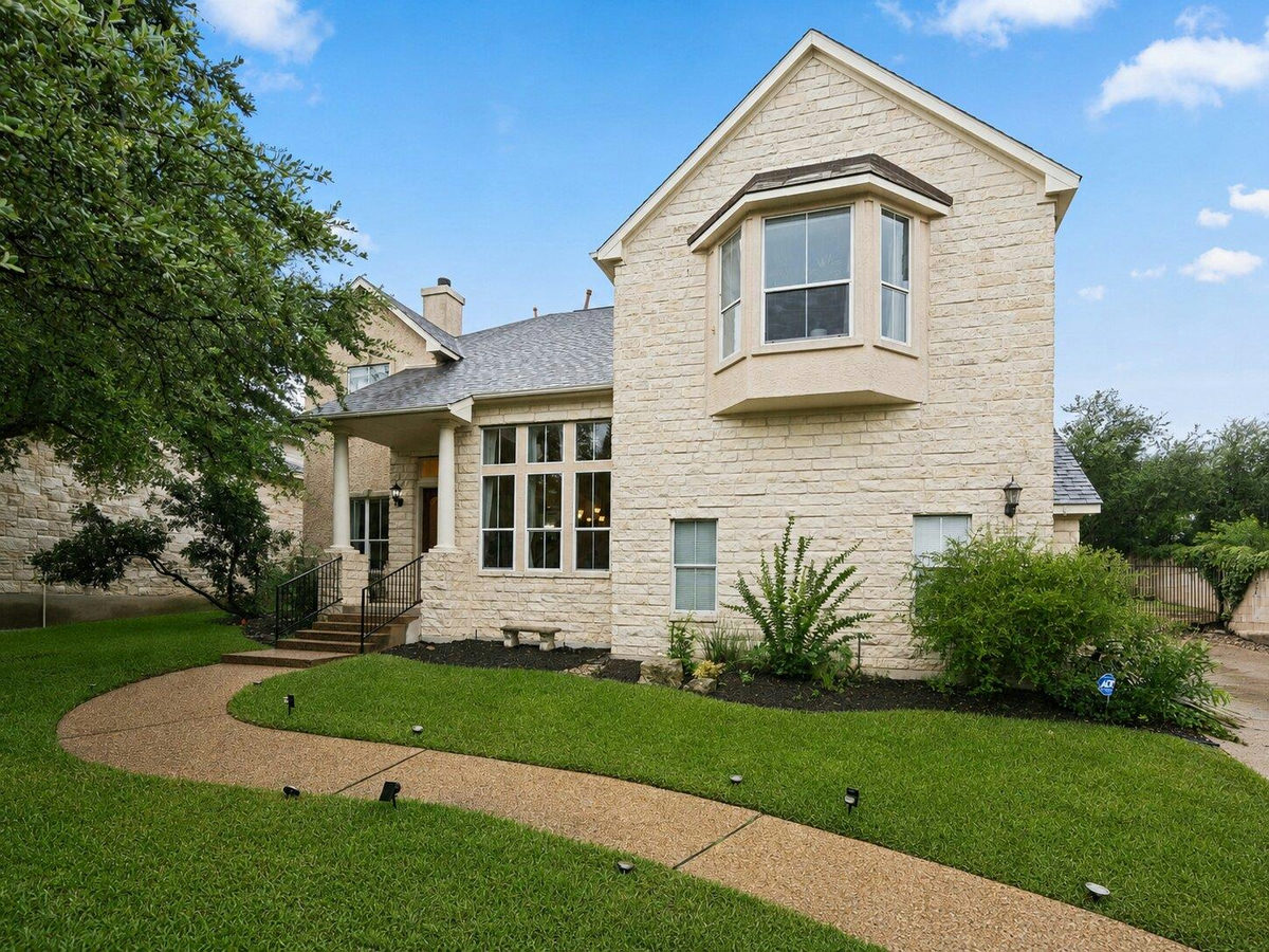 12113 Portobella Dr — exterior
