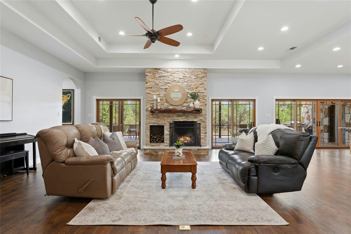 224 Liberty Bell Ln — photo 3