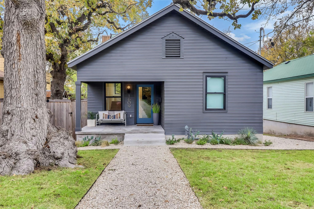 1609 W 12th St — exterior