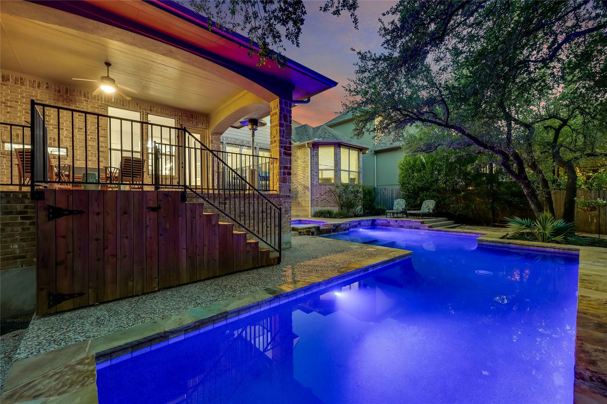 321 Angus Dr — photo 4