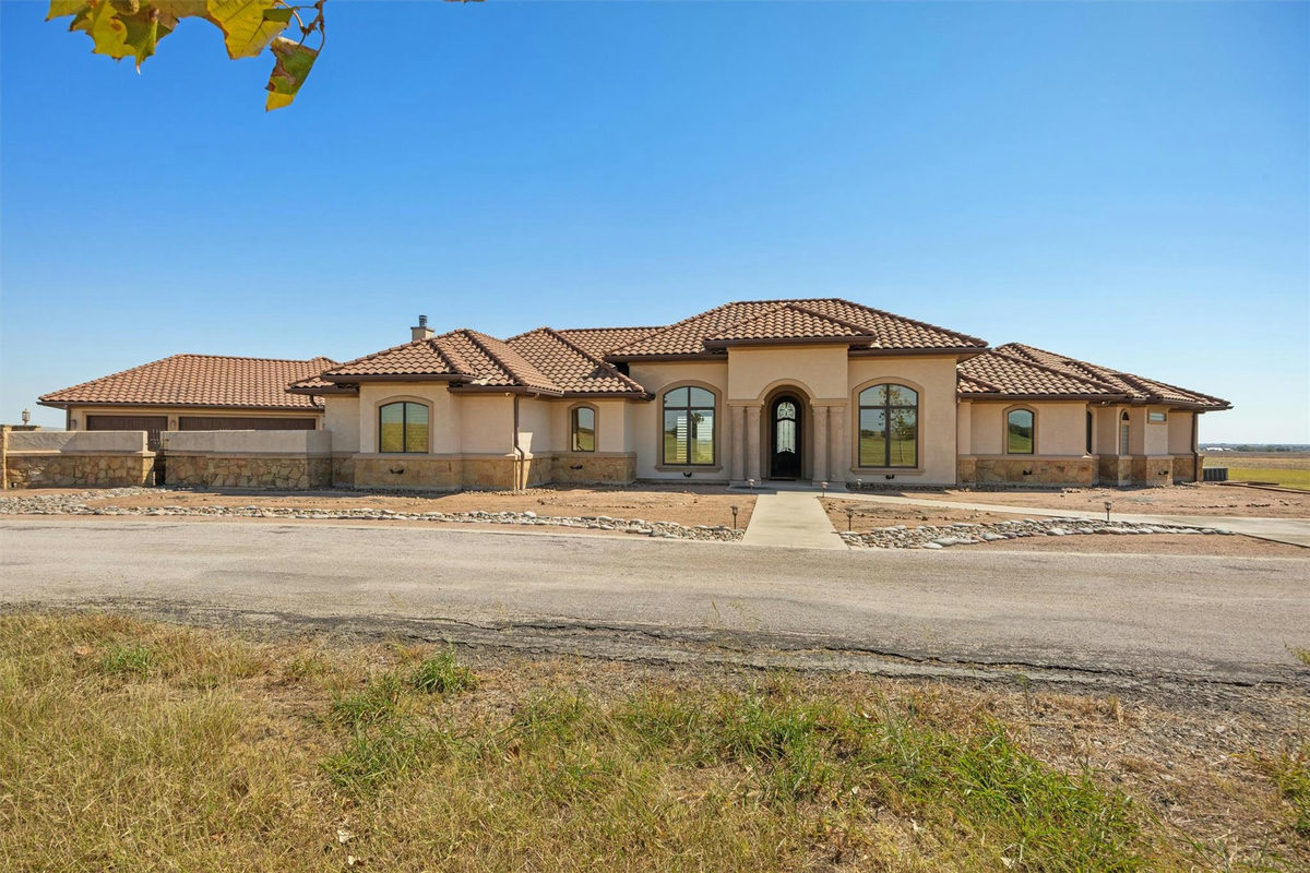 14502 Lund Carlson Rd — exterior