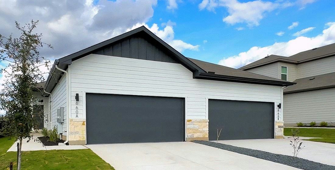 1001 Staglin St — photo 3