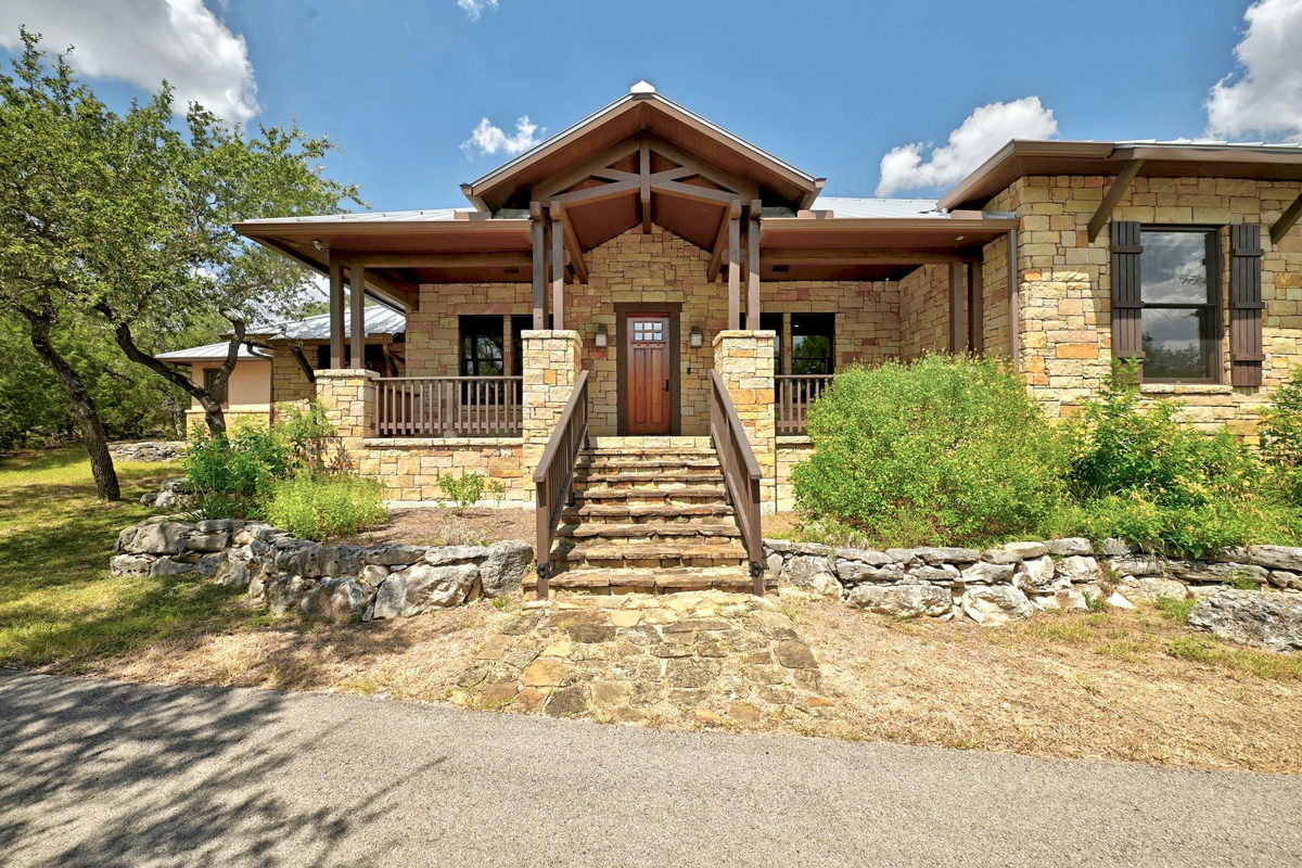 158 Condor Dr — exterior