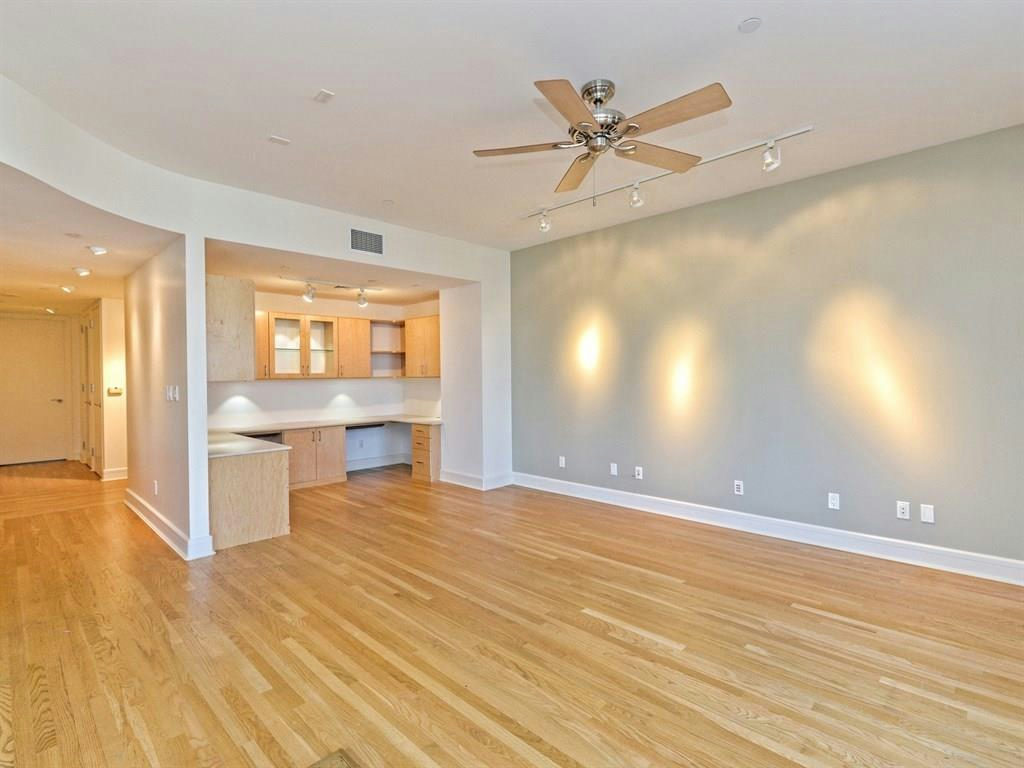 901 W 9th St #508 — photo 4