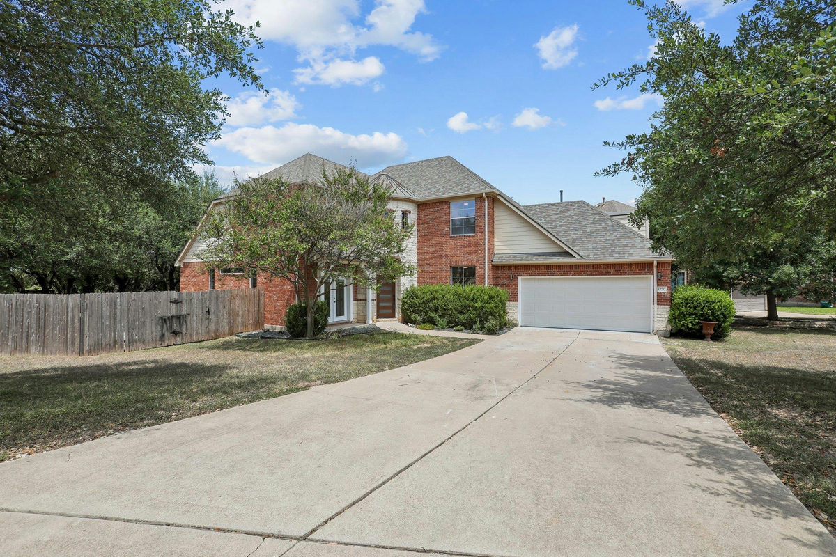 12717 Lee Park Ln — photo 2