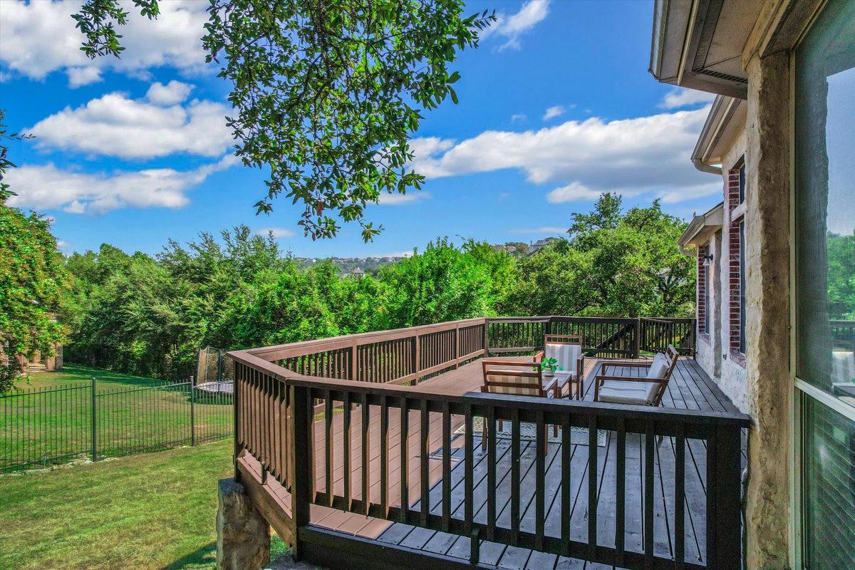 3908 Michael Neill Dr — photo 3