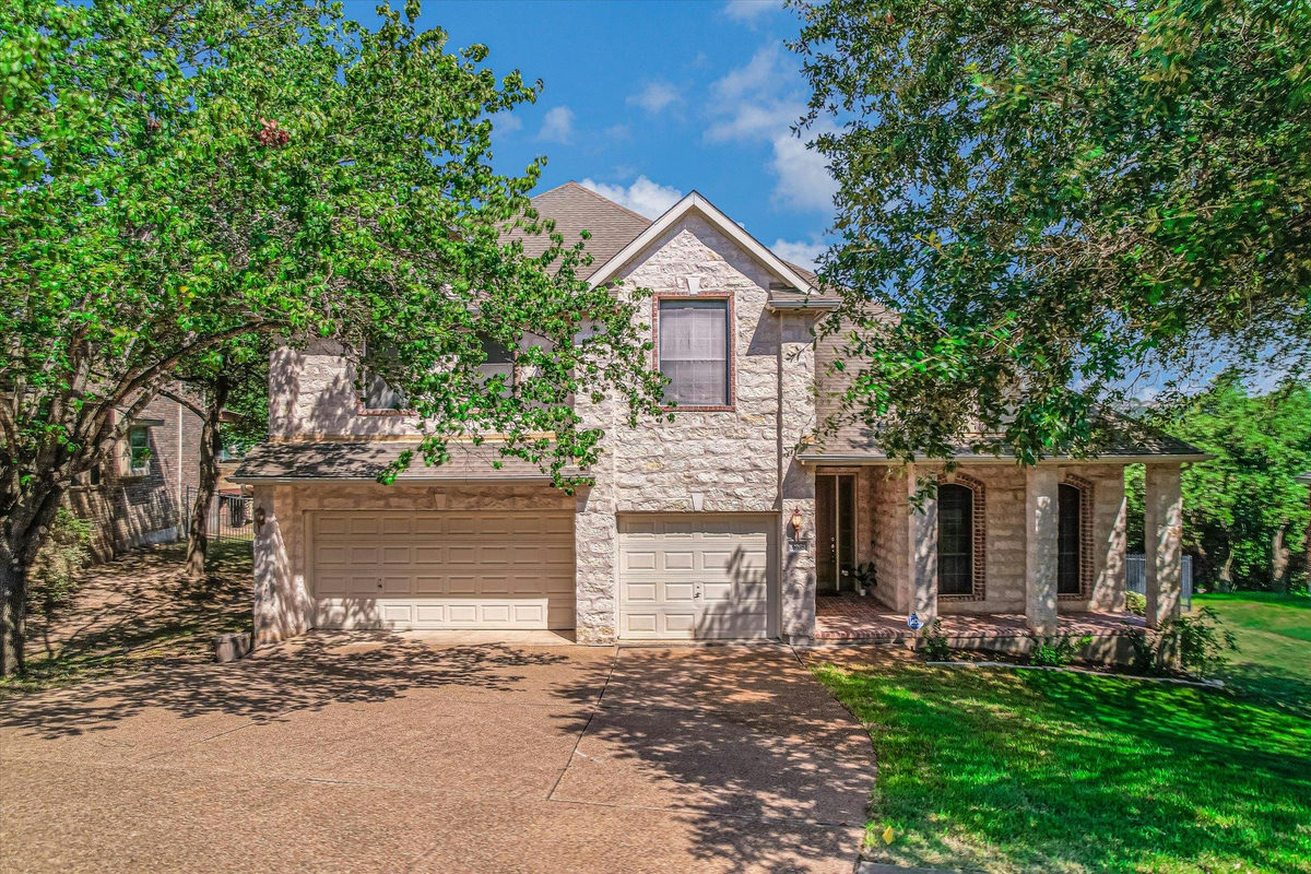 3908 Michael Neill Dr — exterior