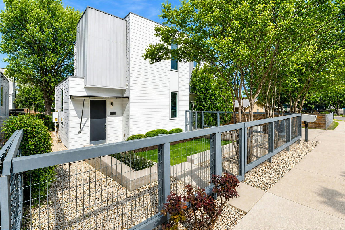 3604 Marcae Ct #1 — exterior