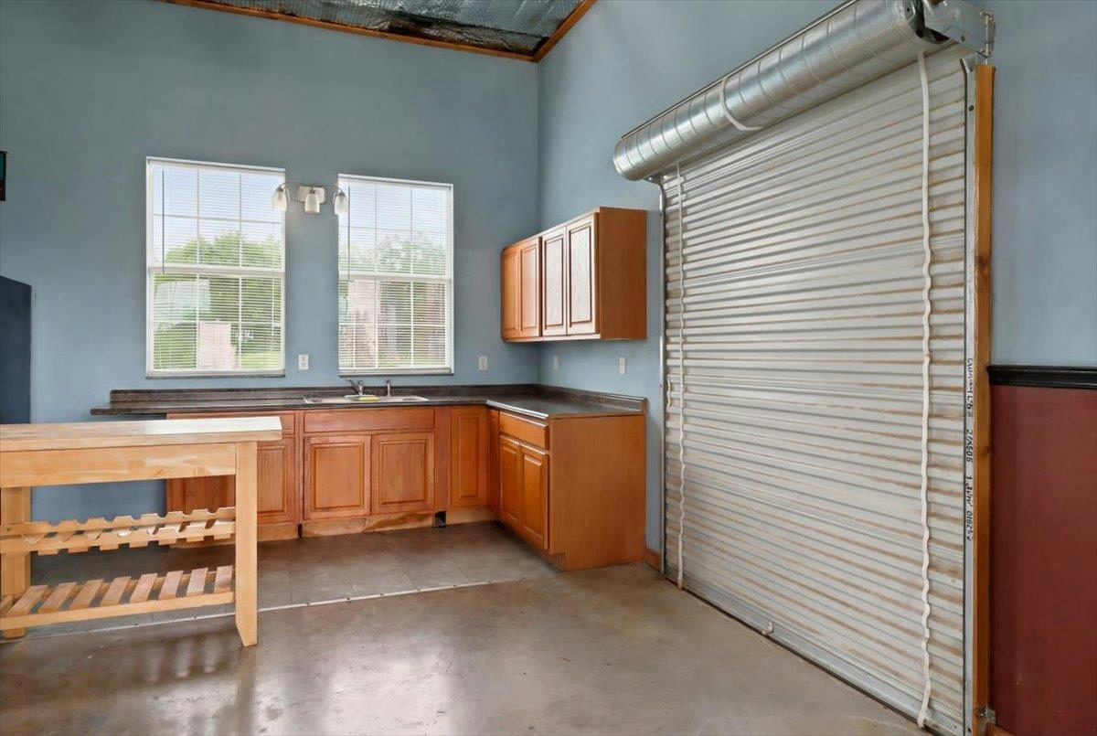 4300 Fm-1105 Rd — photo 5