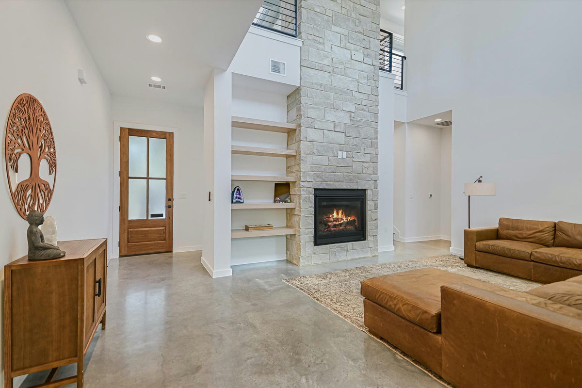18206 Fair Ln — photo 3