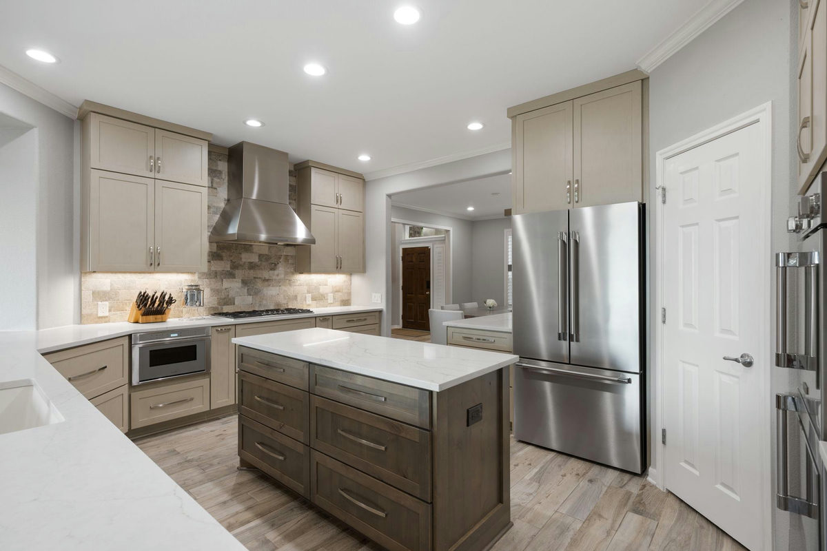 2728 Zambia Dr — photo 4