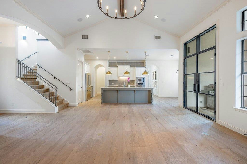 114 Golden Bear Dr — exterior