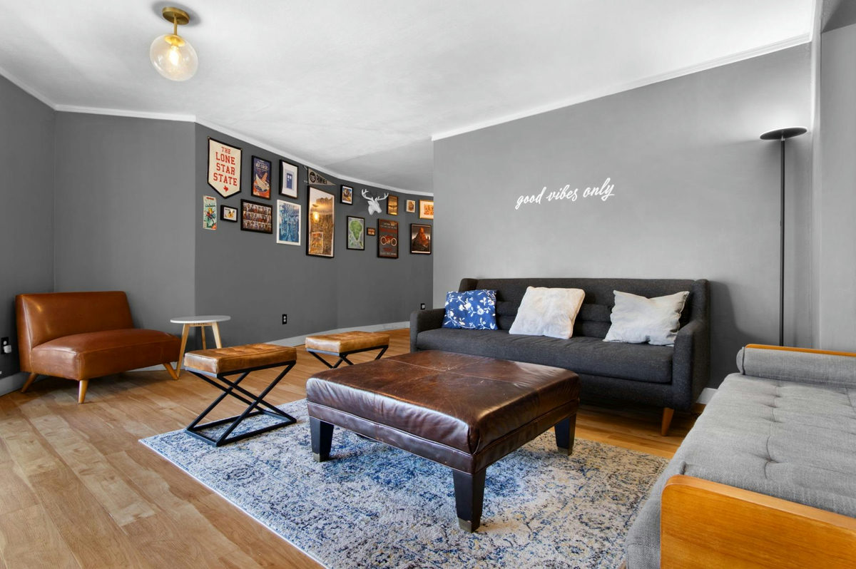8125 Joy Rd — photo 4