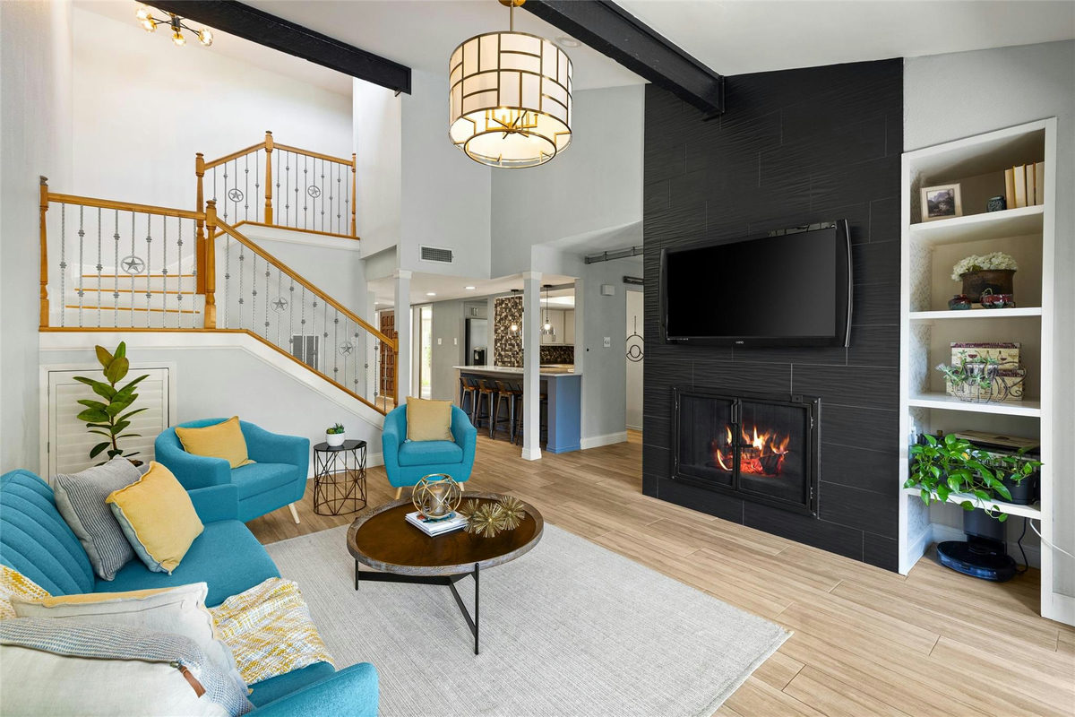6110 Gardenridge Holw — exterior