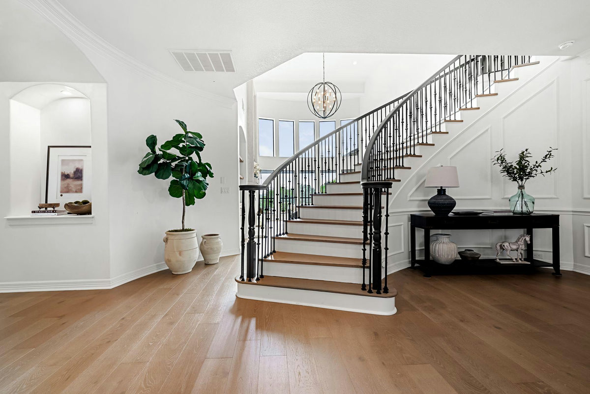 1801 Eagles Glen Cv — photo 3